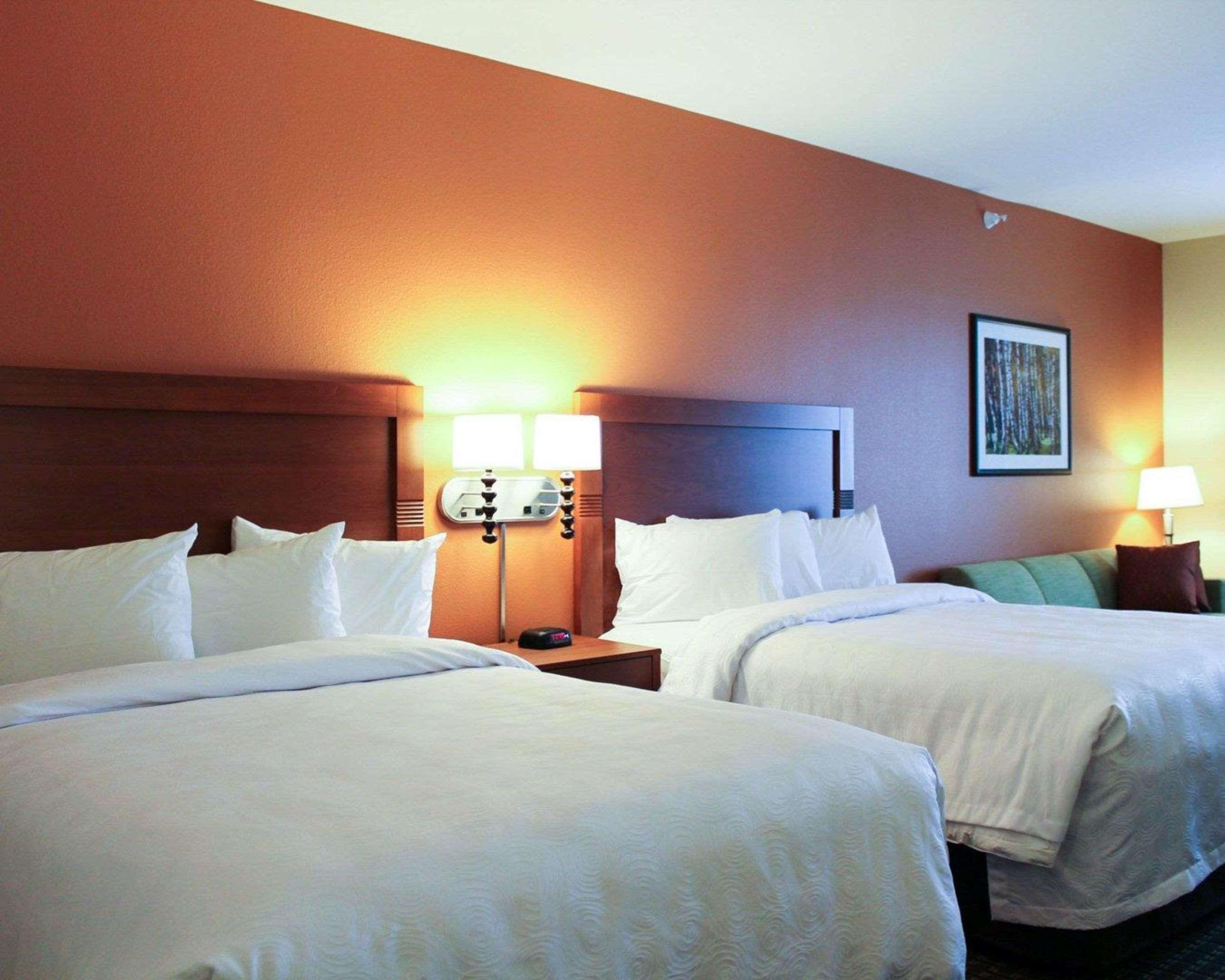 Mainstay Suites Tioga Екстериор снимка