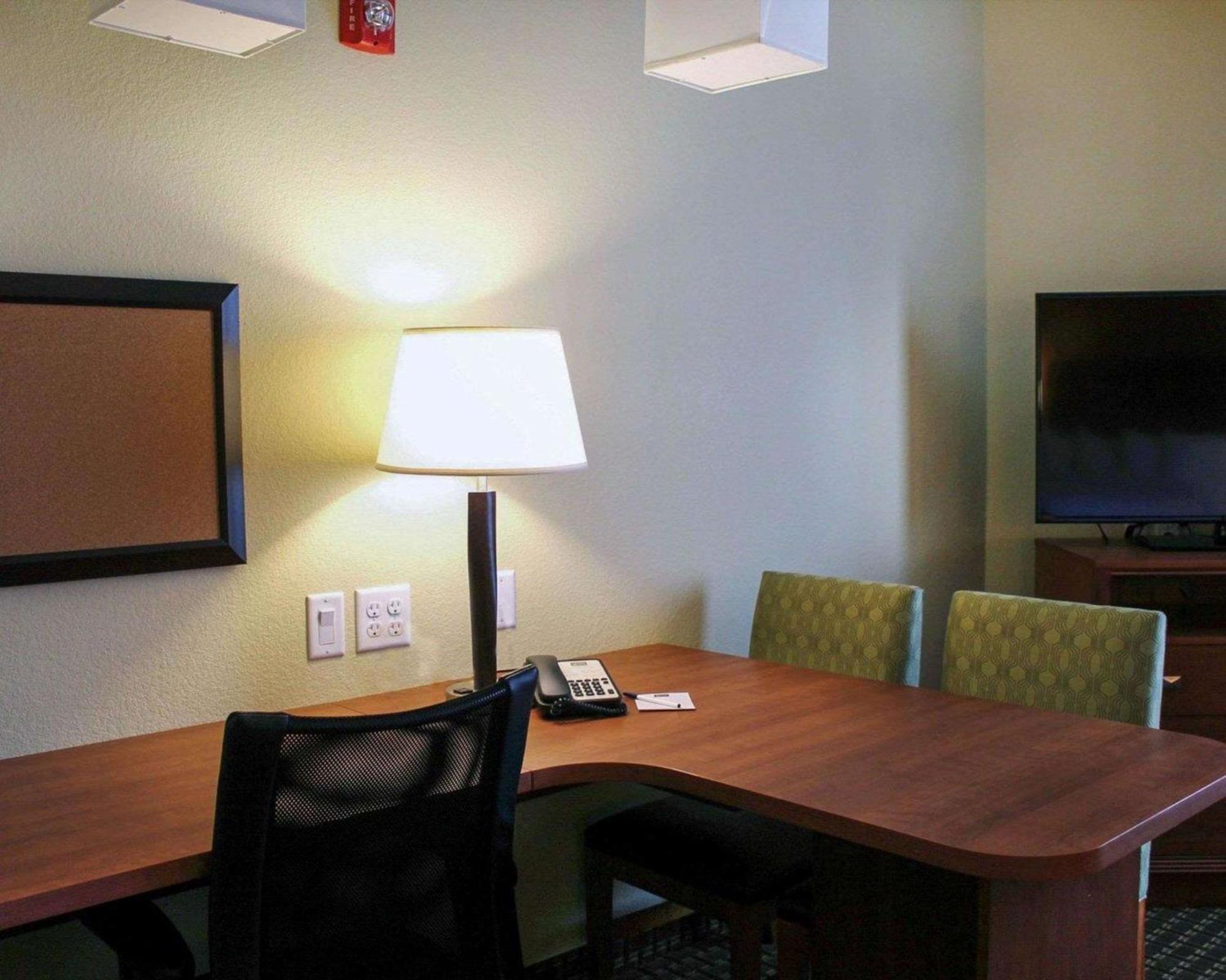 Mainstay Suites Tioga Екстериор снимка