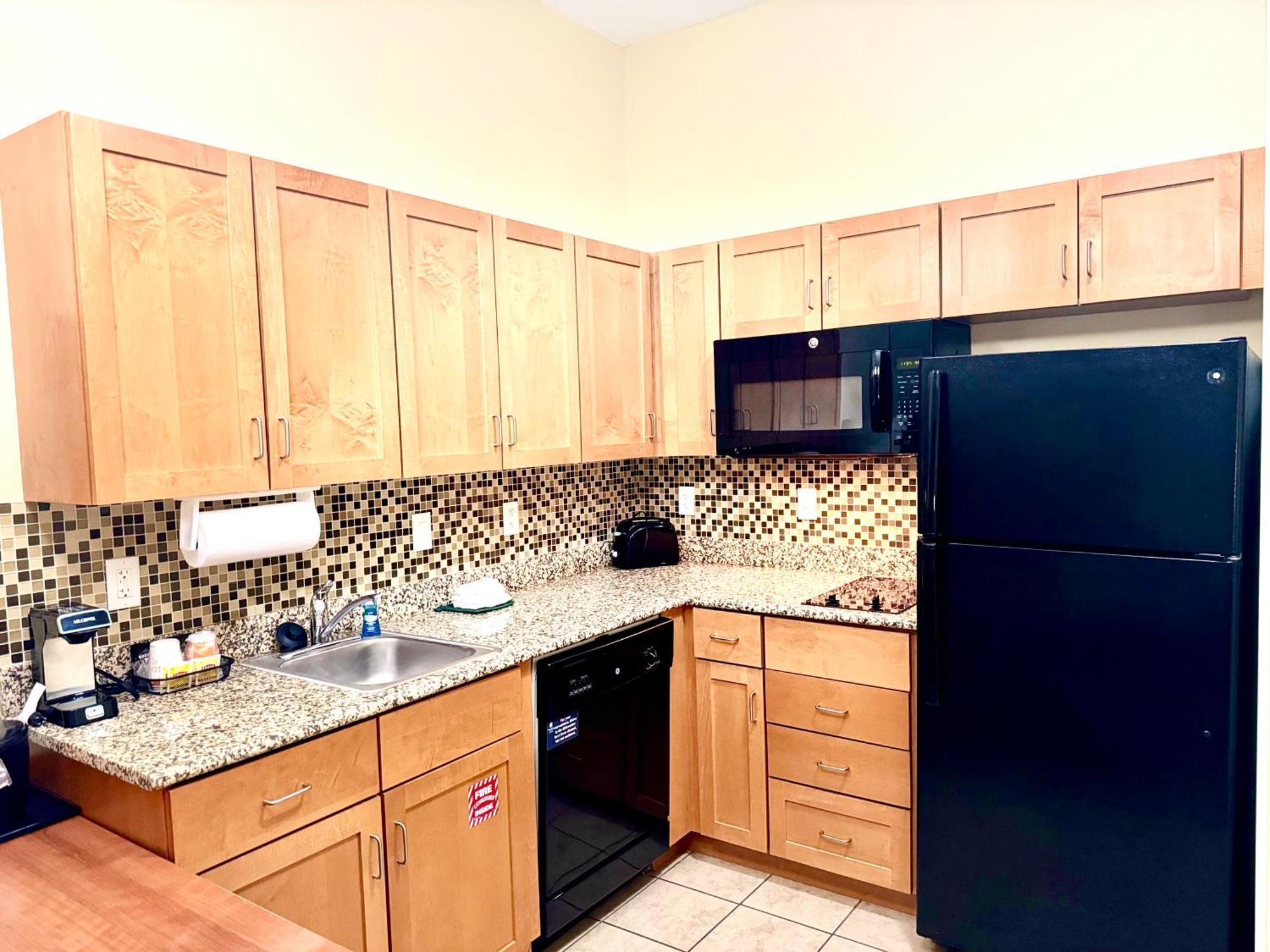 Mainstay Suites Tioga Екстериор снимка
